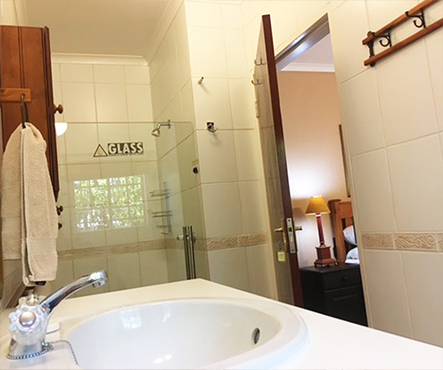 En-suite-bathroom-private.jpg